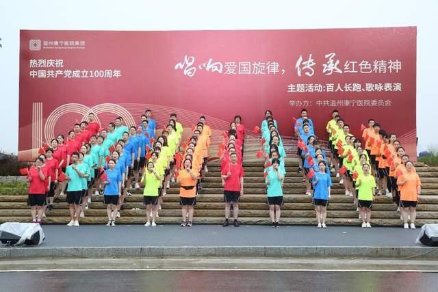 小仓鼠吃瓜子